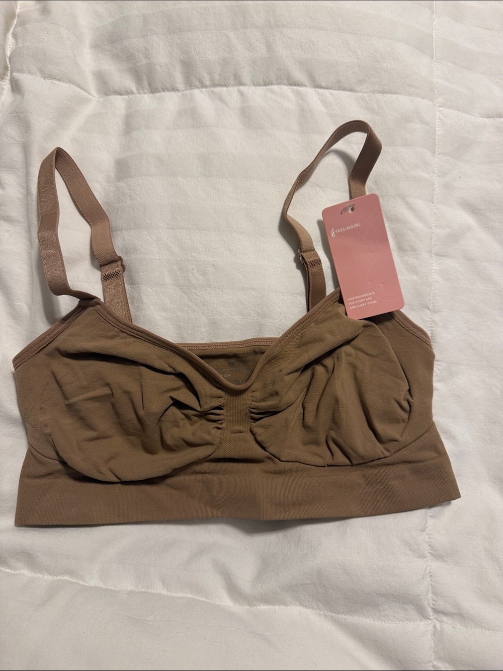 NWT - Feelingirl - Wireless Soft-Cup Bralette in Tan - Medium